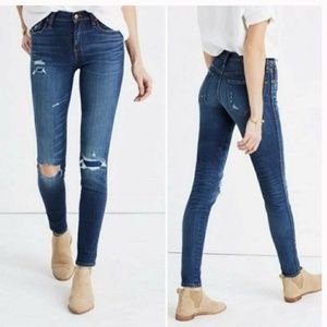 Madewell 9” High Riser Skinny Distressed